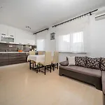 Adria Sun Apartment