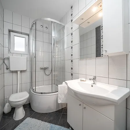 Adria Sun *