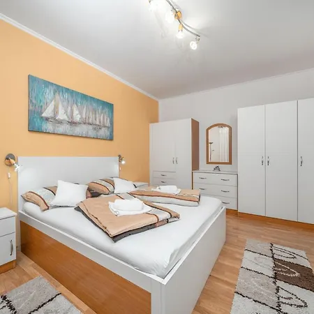 Adria Sun Apartment